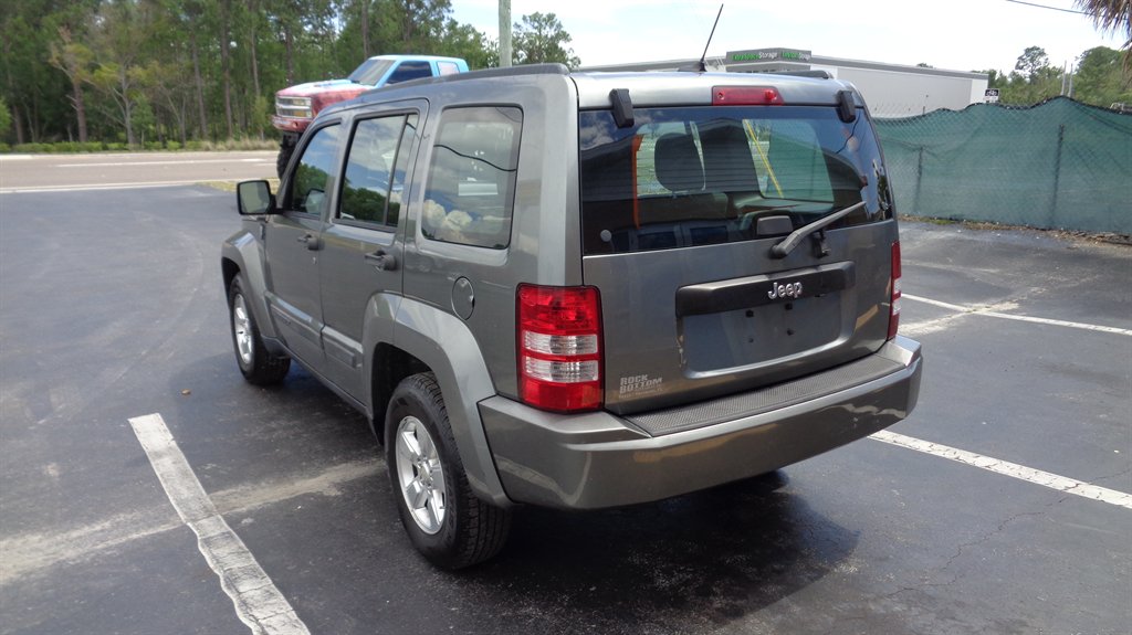 2012 Jeep Liberty - $14,999