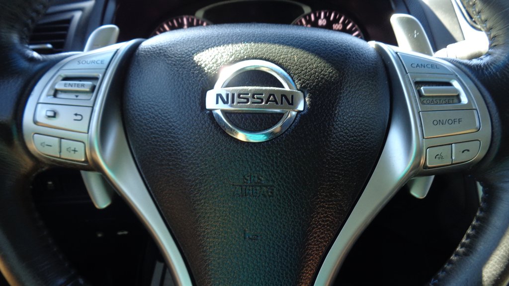 2018 Nissan Altima - $18,999