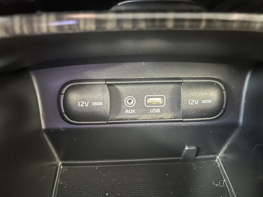 2019 Kia Sorento - $15,999