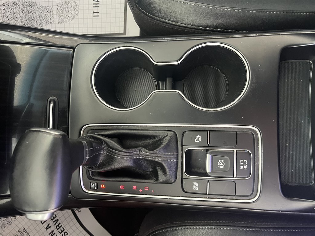 2019 Kia Sorento - $15,999