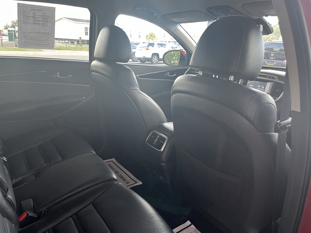 2019 Kia Sorento - $15,999