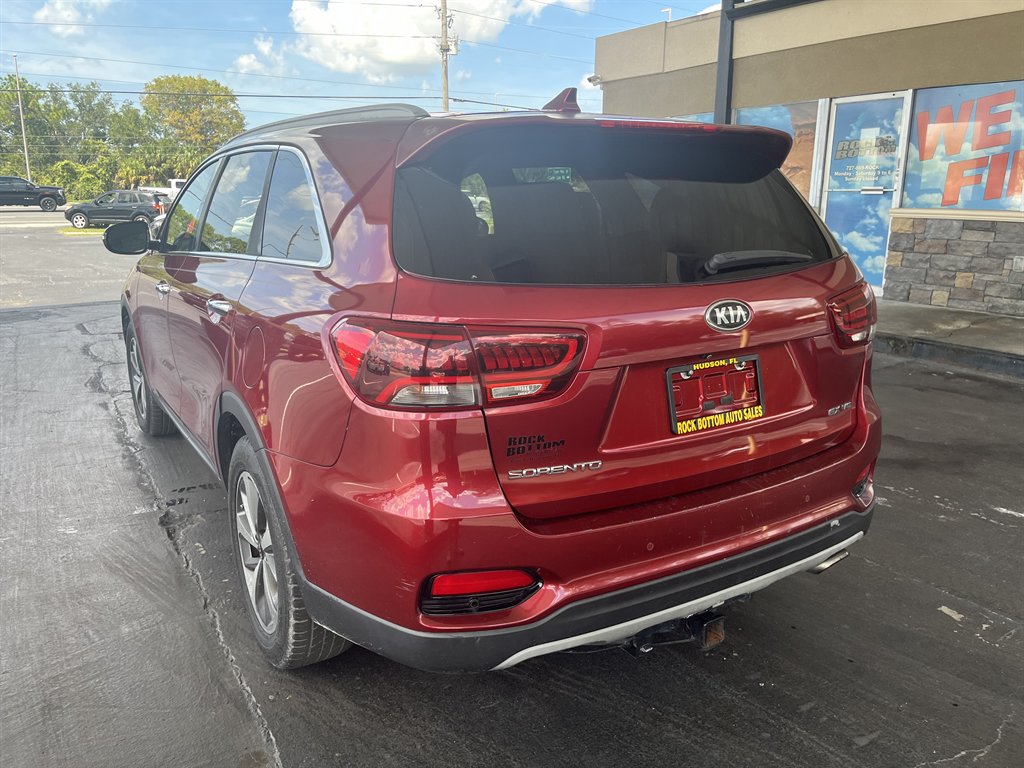2019 Kia Sorento - $15,999