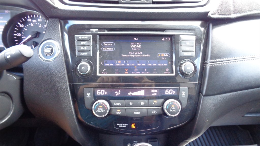 2018 Nissan Rogue - $17,999