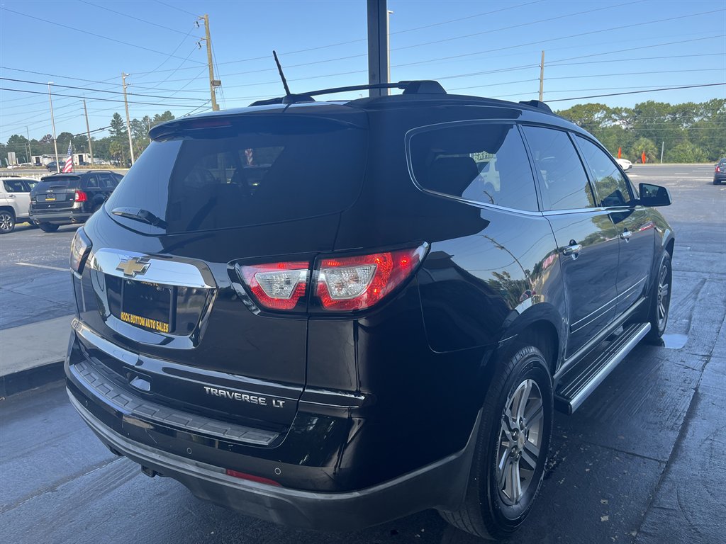 2016 Chevrolet Traverse - $18,999