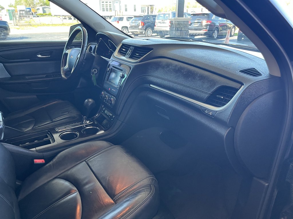 2016 Chevrolet Traverse - $18,999