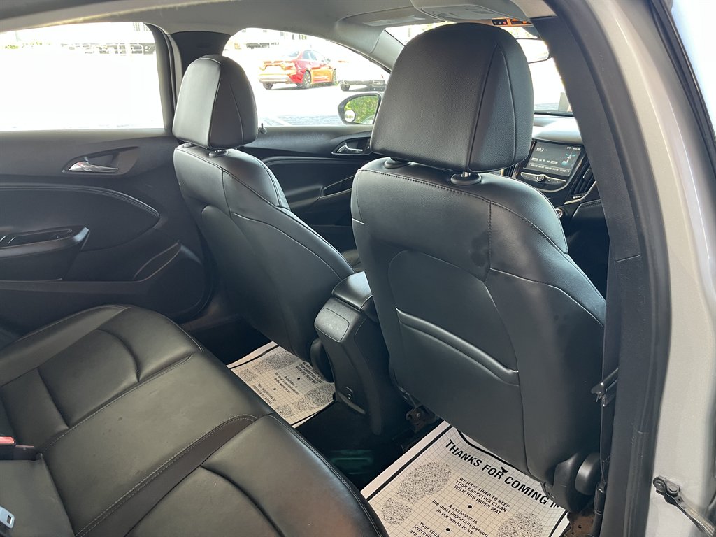 2017 Chevrolet Cruze - $17,999