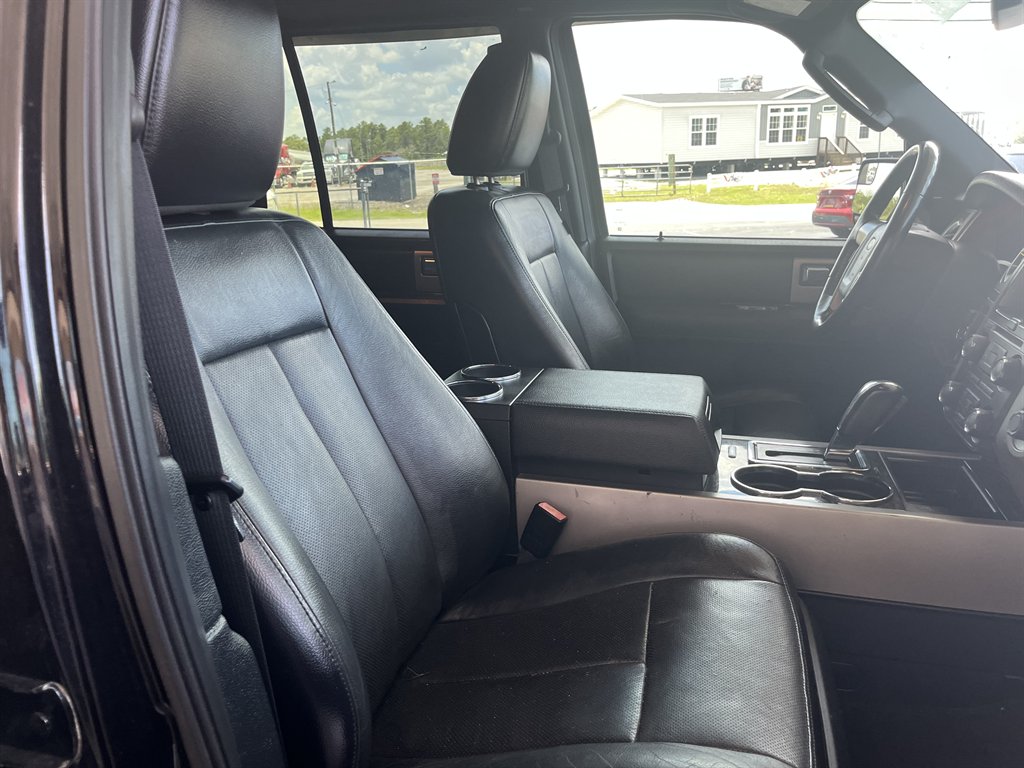 2017 Ford Expedition - $19,999