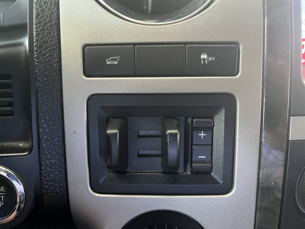 2017 Ford Expedition - $19,999