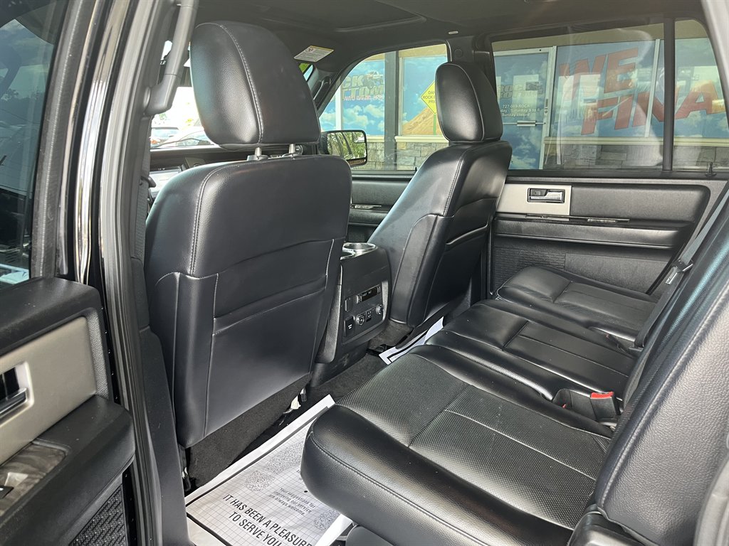2017 Ford Expedition - $19,999