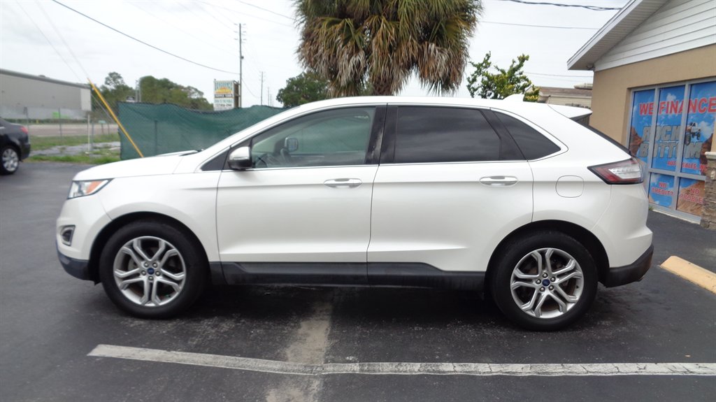 2016 Ford Edge - $16,999