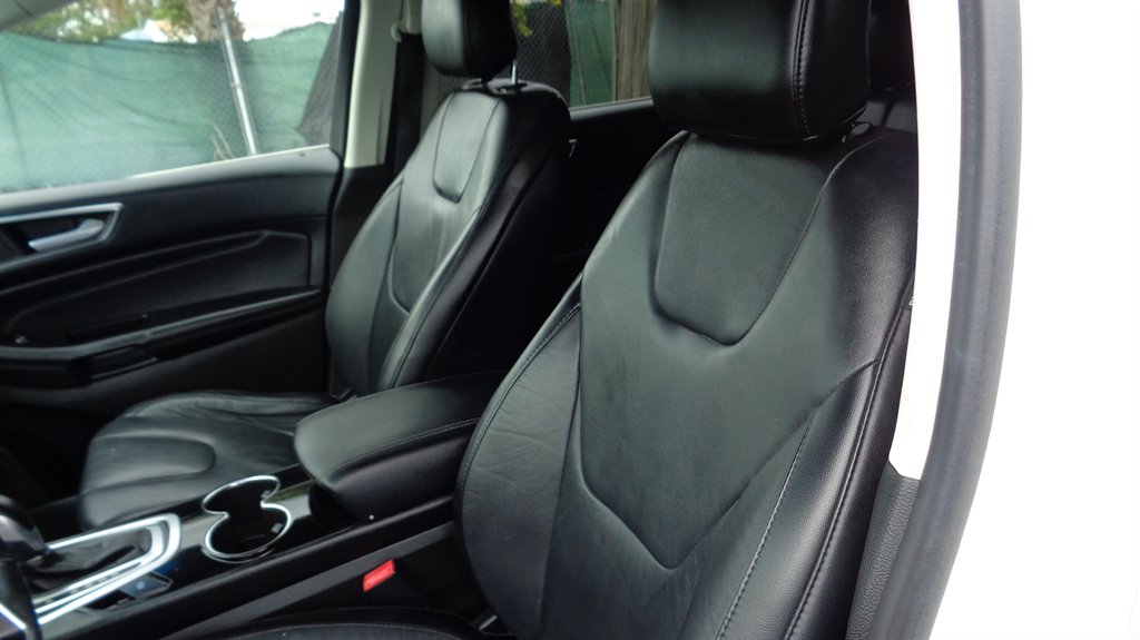 2016 Ford Edge - $16,999