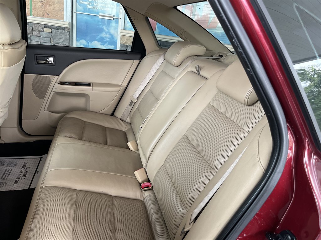 2008 Ford Taurus - $10,999