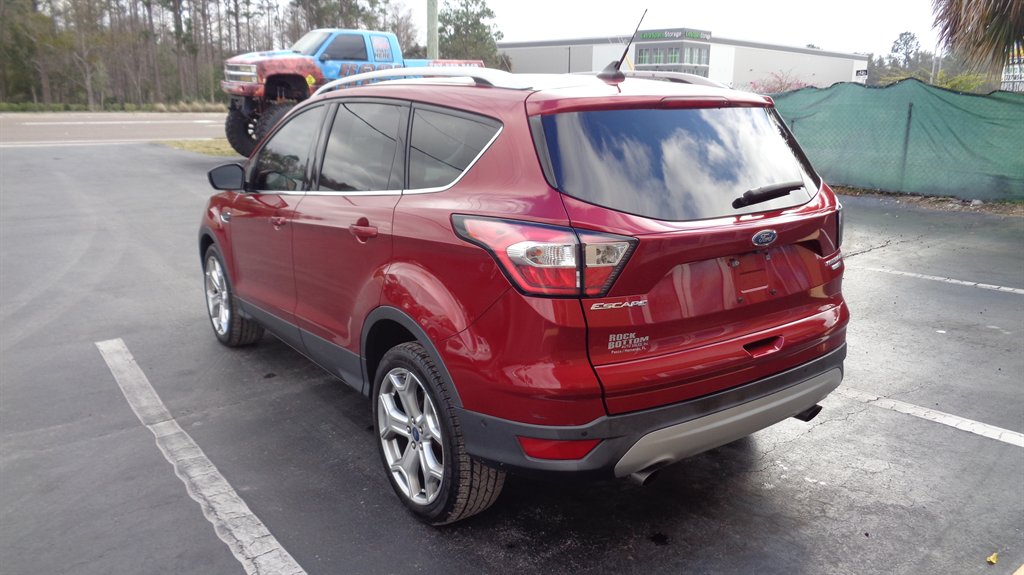 2018 Ford Escape - $17,999