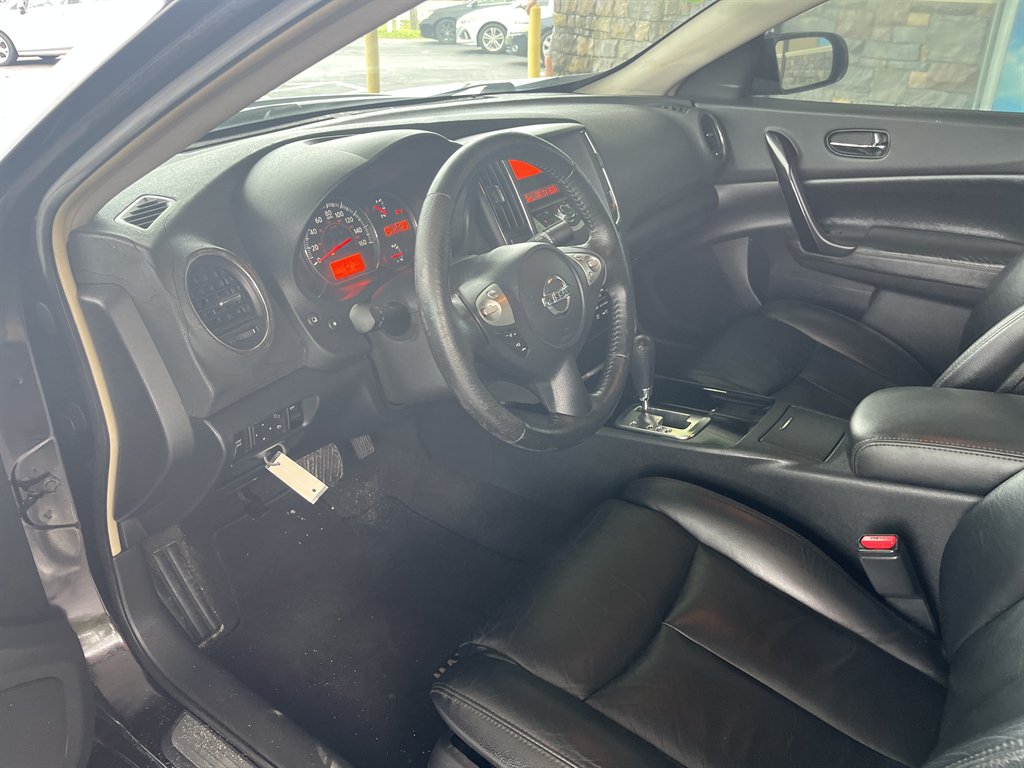 2010 Nissan Maxima - $16,999