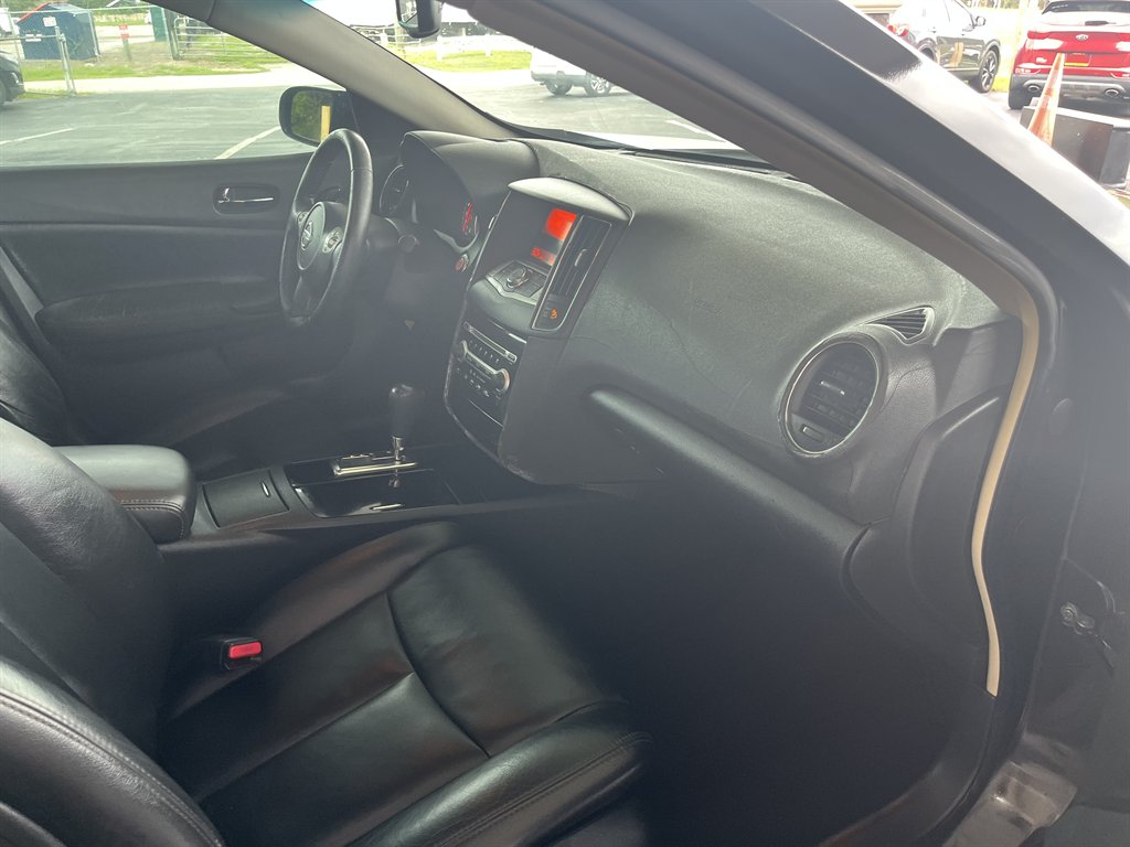 2010 Nissan Maxima - $16,999