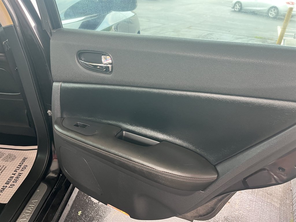 2010 Nissan Maxima - $16,999