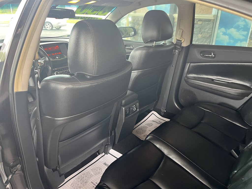 2010 Nissan Maxima - $16,999