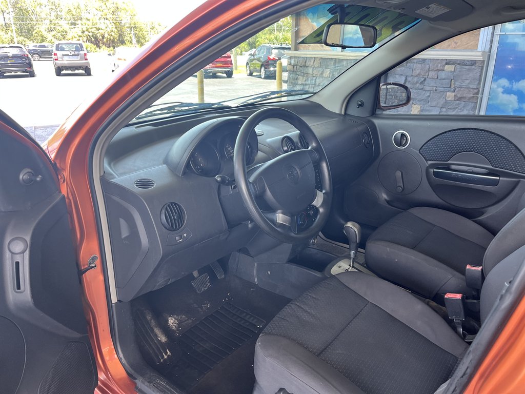 2007 Chevrolet Aveo - $2,999