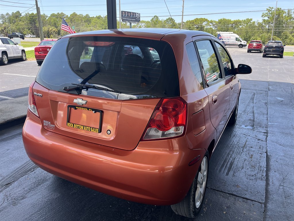 2007 Chevrolet Aveo - $2,999