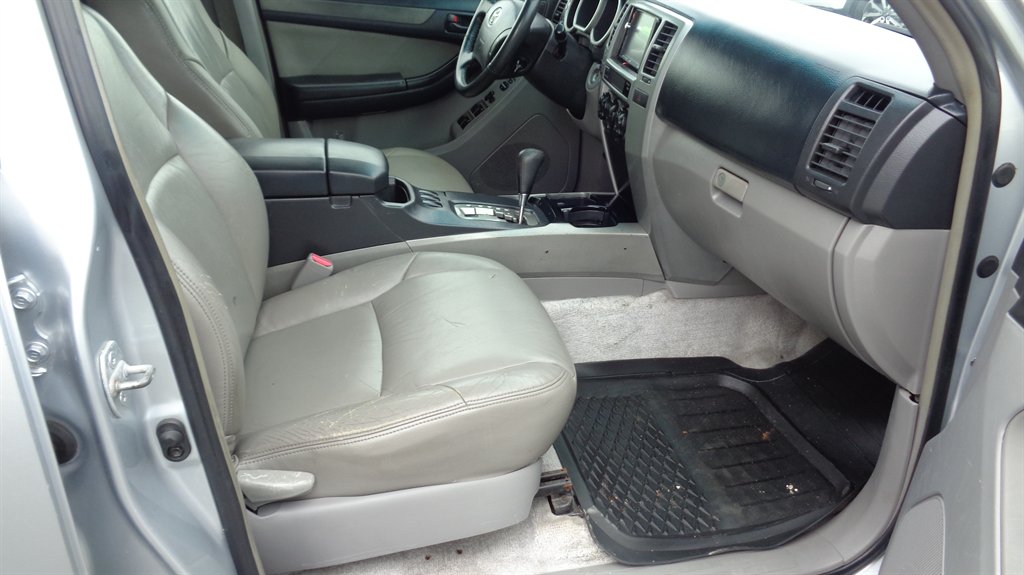 2005 Toyota 4Runner - $10,999