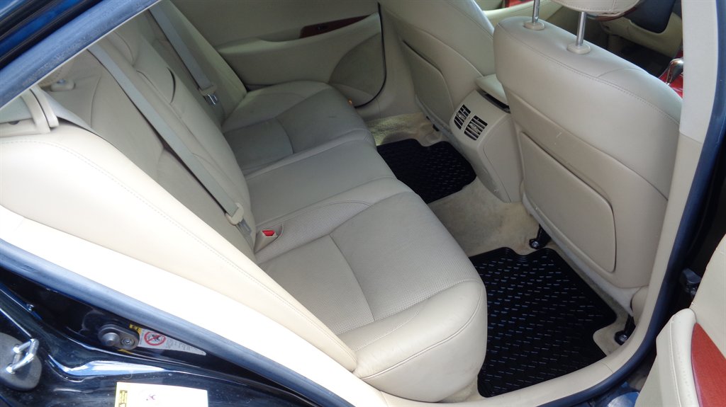 2009 Lexus ES - $14,499