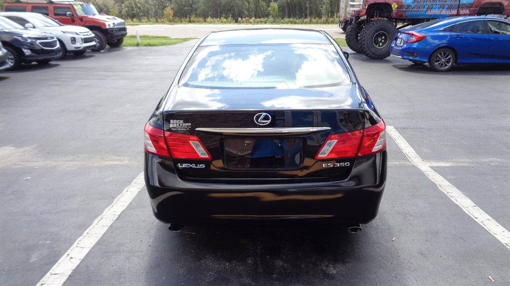 2009 Lexus ES - $14,499