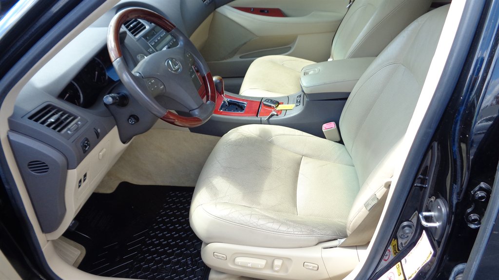 2009 Lexus ES - $14,499