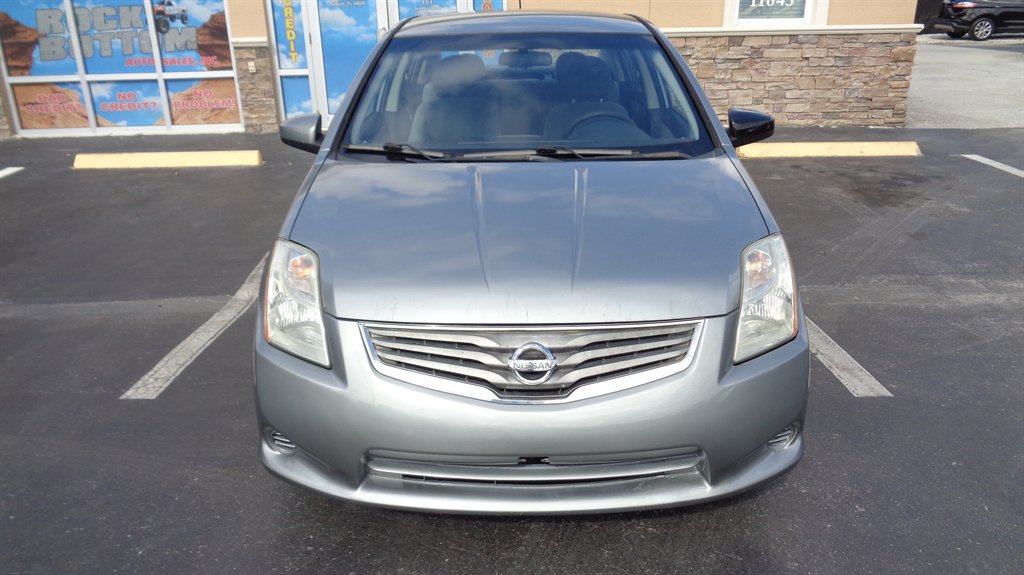 2010 Nissan Sentra - $11,999