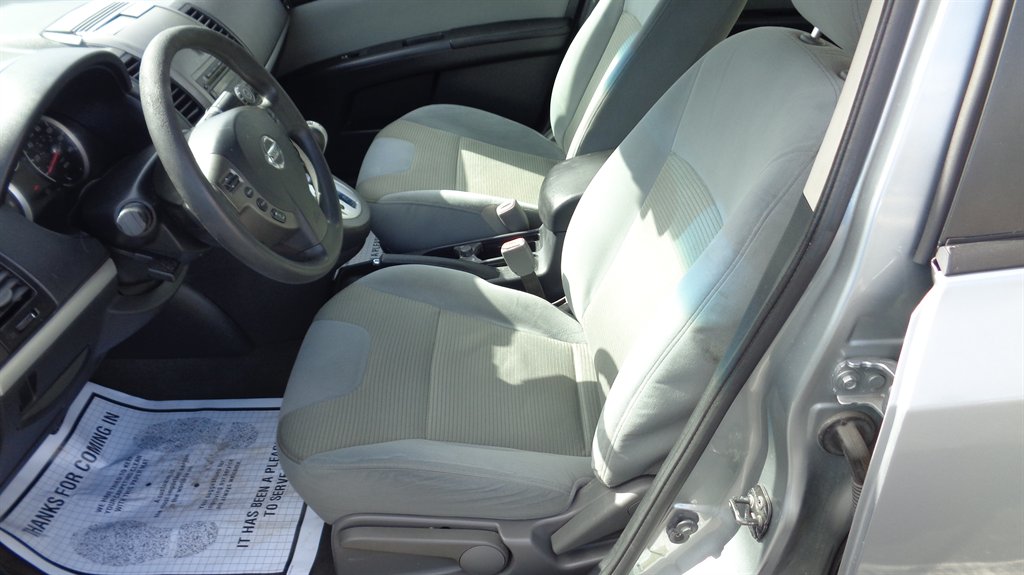 2010 Nissan Sentra - $11,999