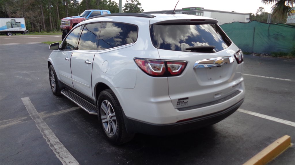 2016 Chevrolet Traverse - $15,999