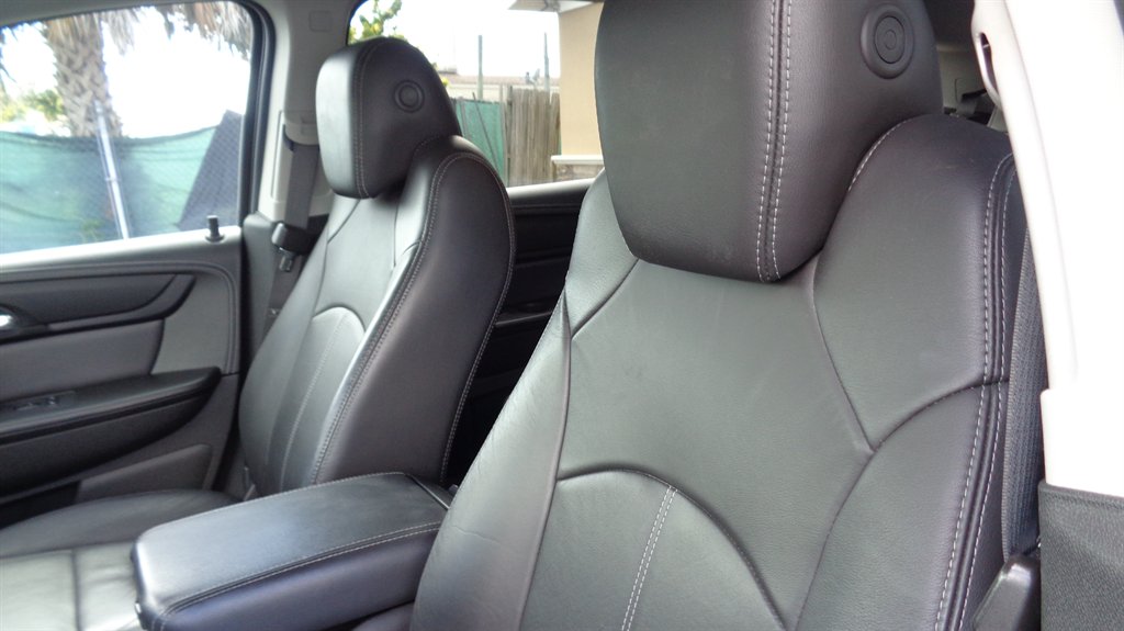 2016 Chevrolet Traverse - $15,999