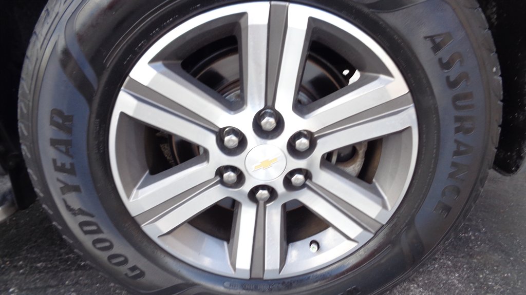 2016 Chevrolet Traverse - $15,999