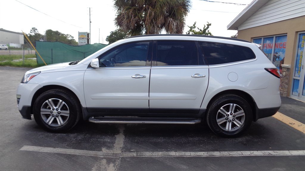 2016 Chevrolet Traverse - $15,999