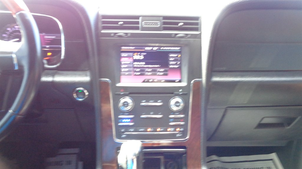 2015 Lincoln Navigator - $18,999