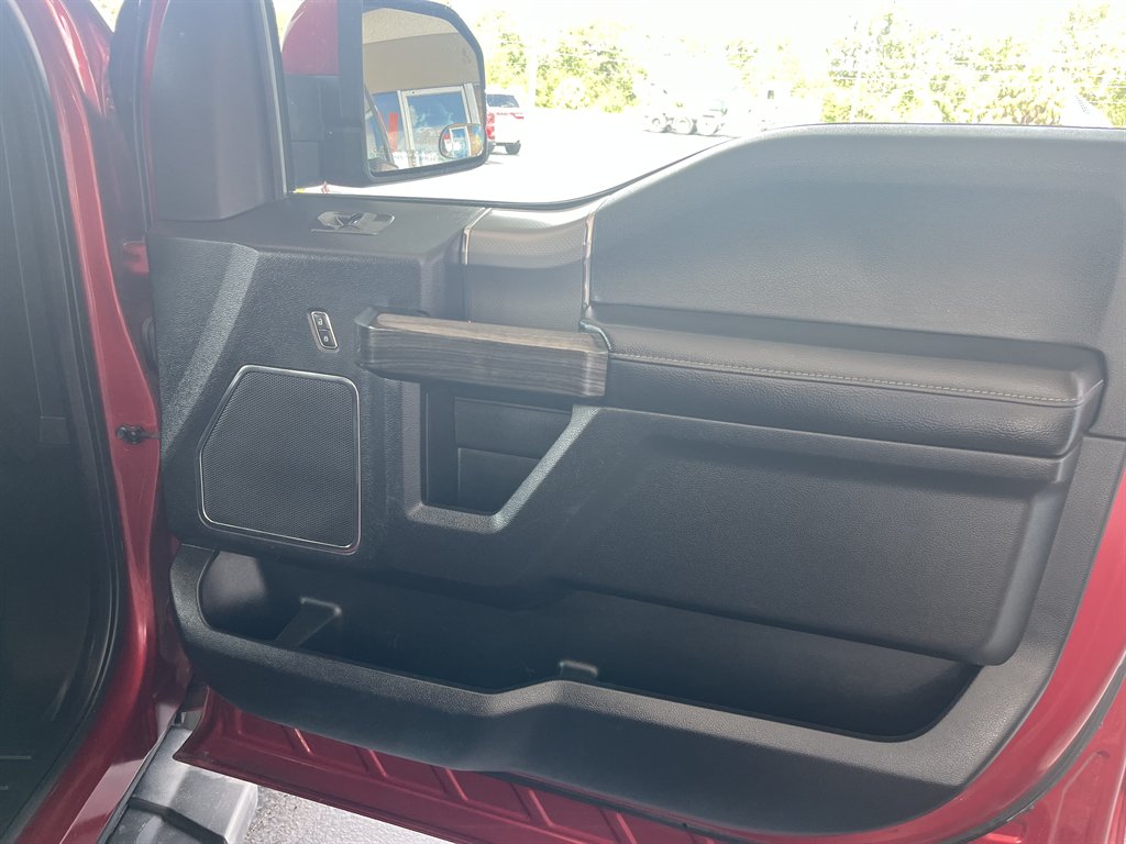 2015 Ford F-150 - $23,999