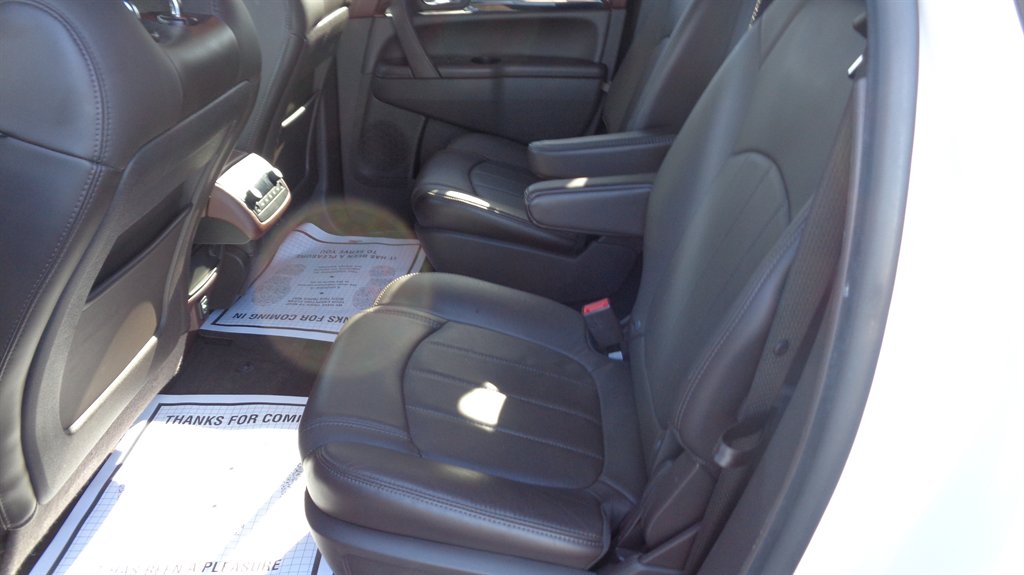 2014 Buick Enclave - $16,999