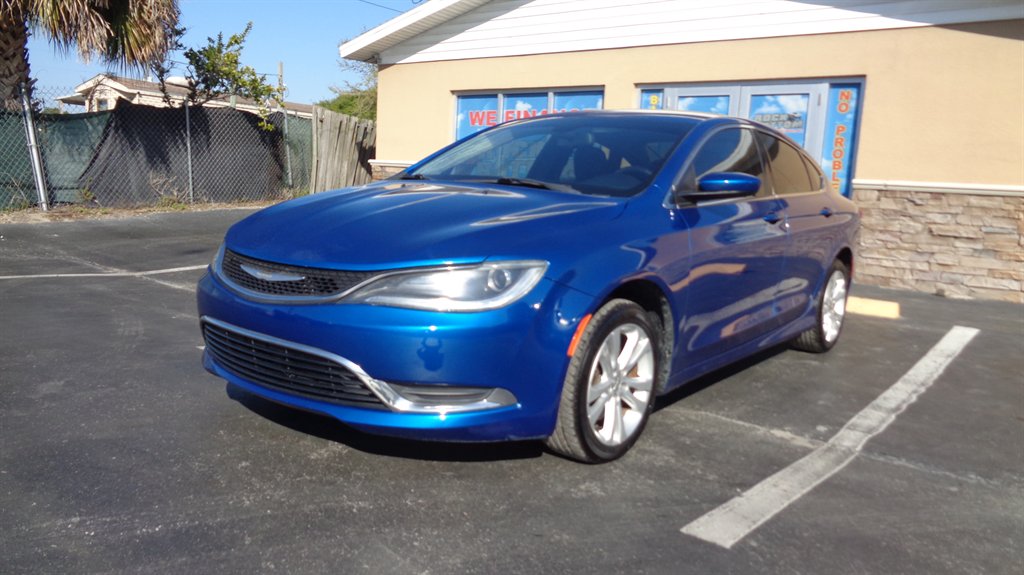 2015 Chrysler 200
