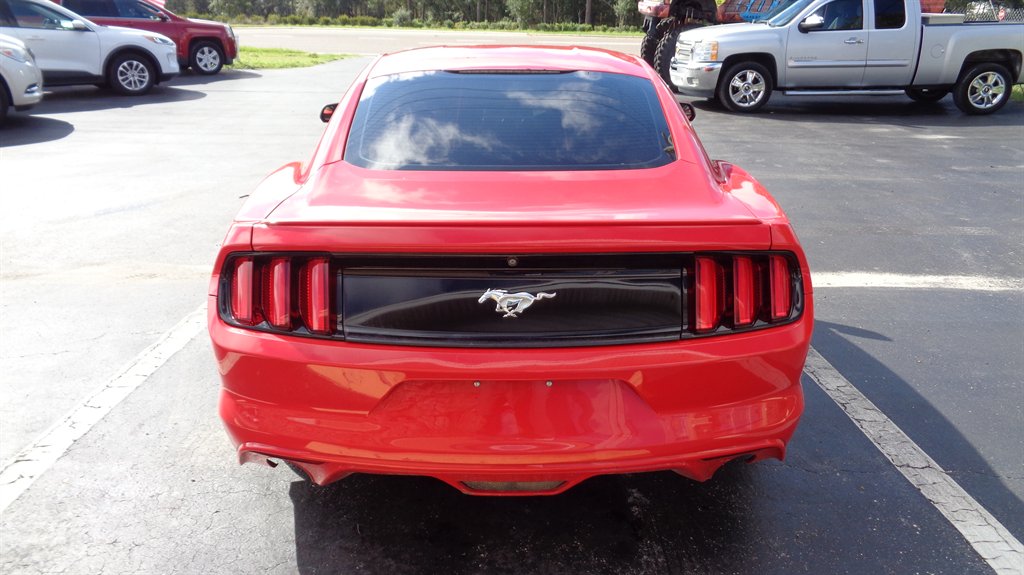 2015 Ford Mustang - $17,999