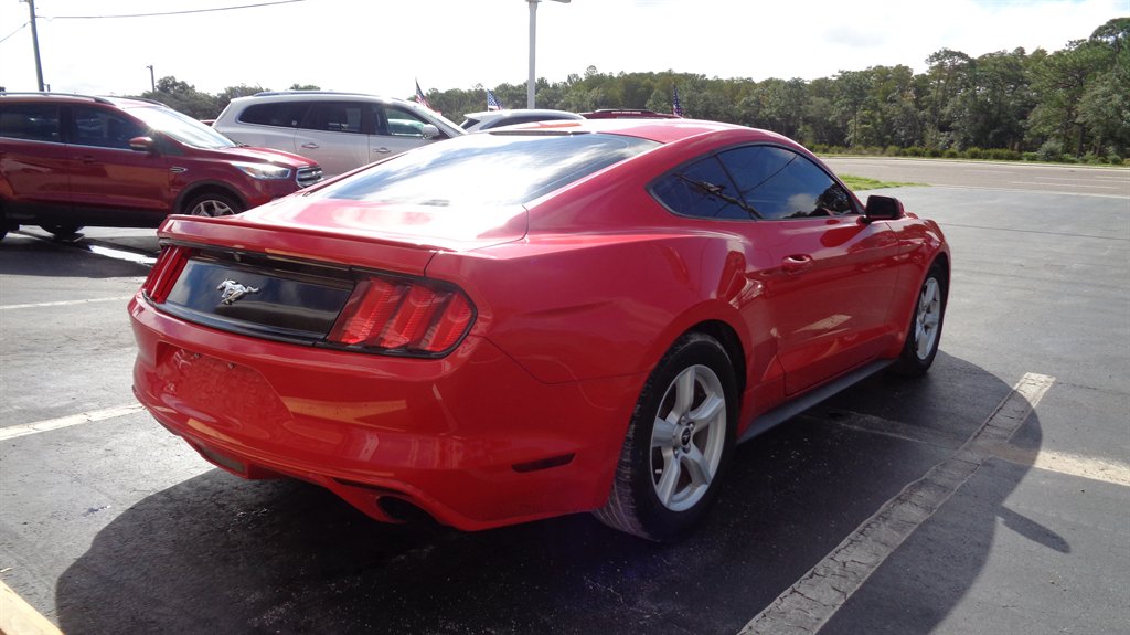 2015 Ford Mustang - $17,999