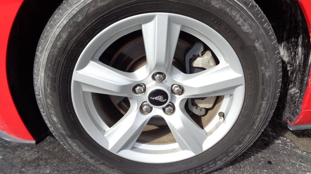 2015 Ford Mustang - $17,999