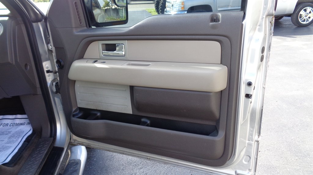 2010 Ford F-150 - $17,999