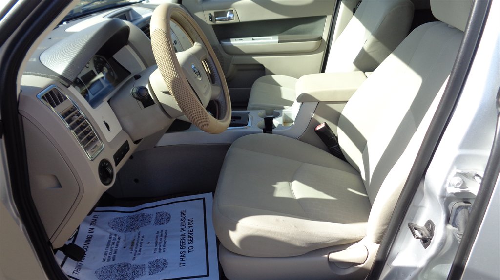 2010 Mercury Mariner - $10,999