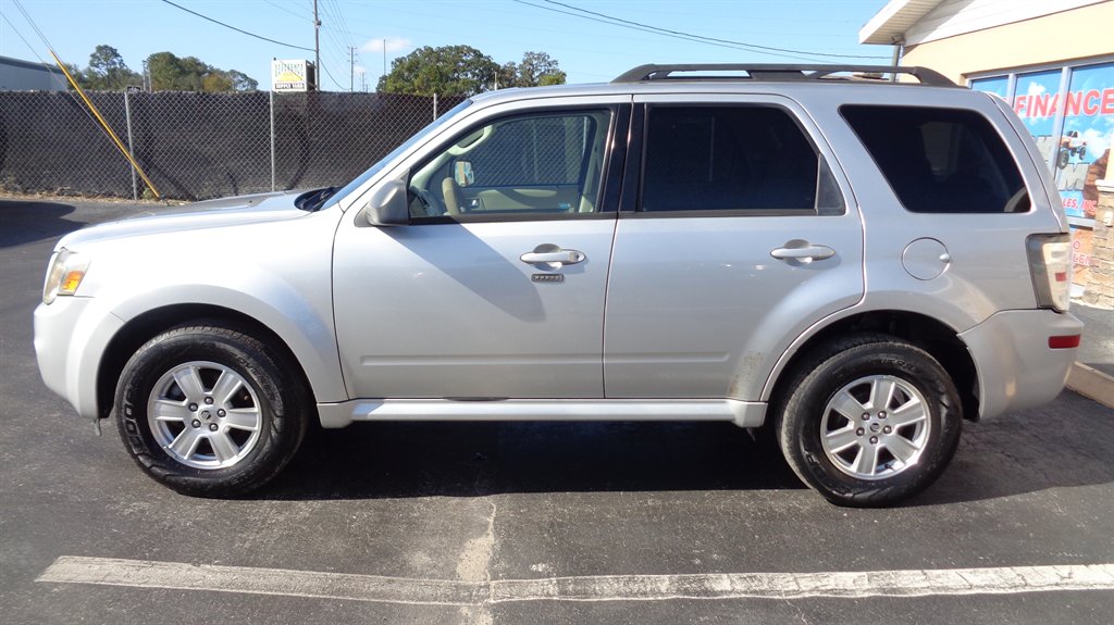 2010 Mercury Mariner - $10,999