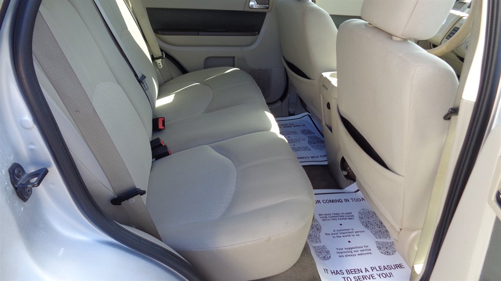 2010 Mercury Mariner - $10,999