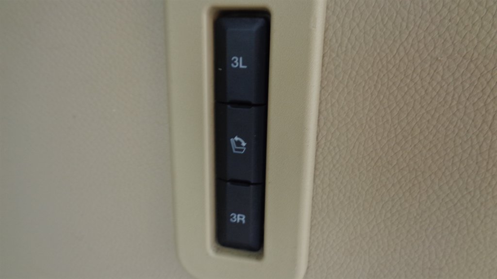 2016 Ford Expedition - $17,999