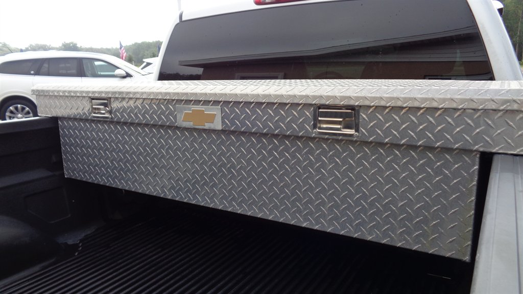 2012 Chevrolet Silverado - $18,999