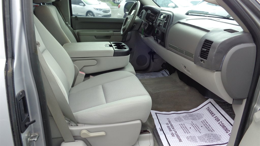 2012 Chevrolet Silverado - $18,999