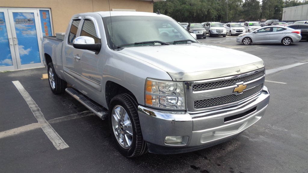 2012 Chevrolet Silverado - $18,999