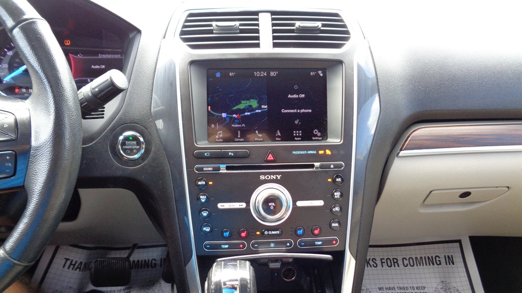 2018 Ford Explorer - $18,999