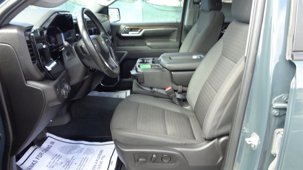2025 Chevrolet Silverado - $34,999